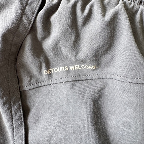 Lululemon Lightweight High-Rise Hiking Short 4" - Picture 14 of 16